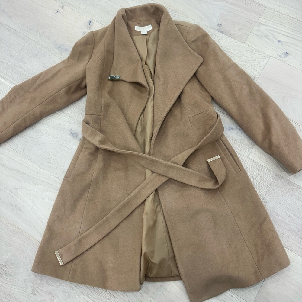 MICHEAL KORS TRENCH COAT